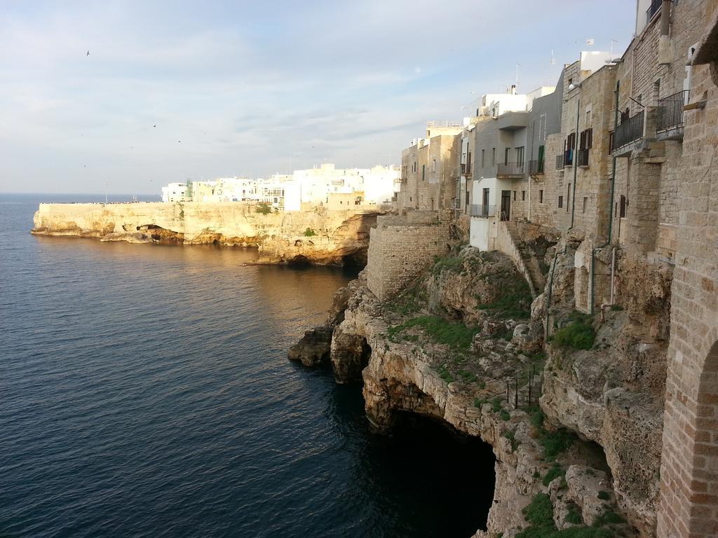 La Casetta Nel Vico โปลีญาโนอามาเร ภายนอก รูปภาพ